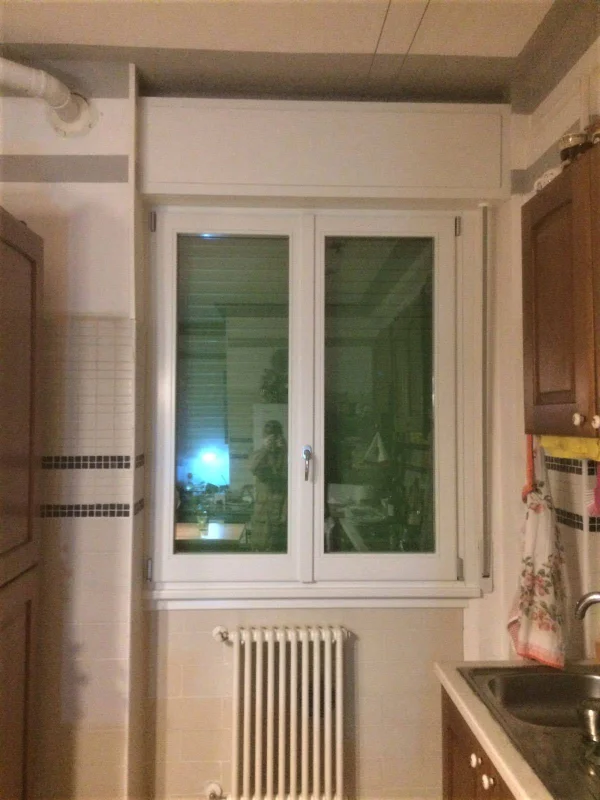 montaggio-finestra-in-cucina-scandiano